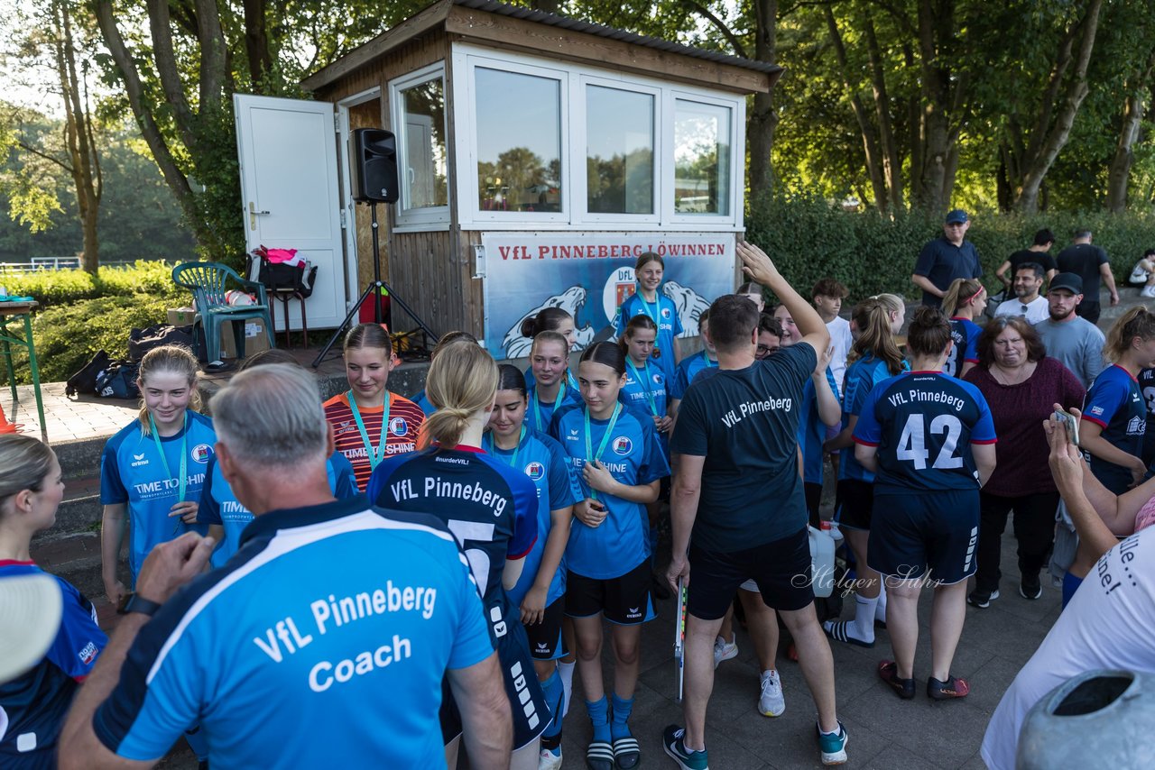 Bild 132 - Loewinnen Cup